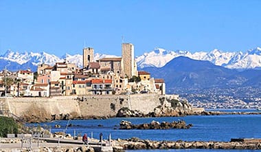 Antibes et ses remparts